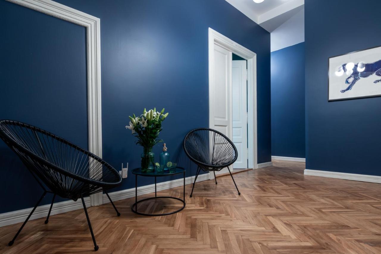 Barbacan Suites - Old Town Apartments - By Upstairs Krakau Buitenkant foto