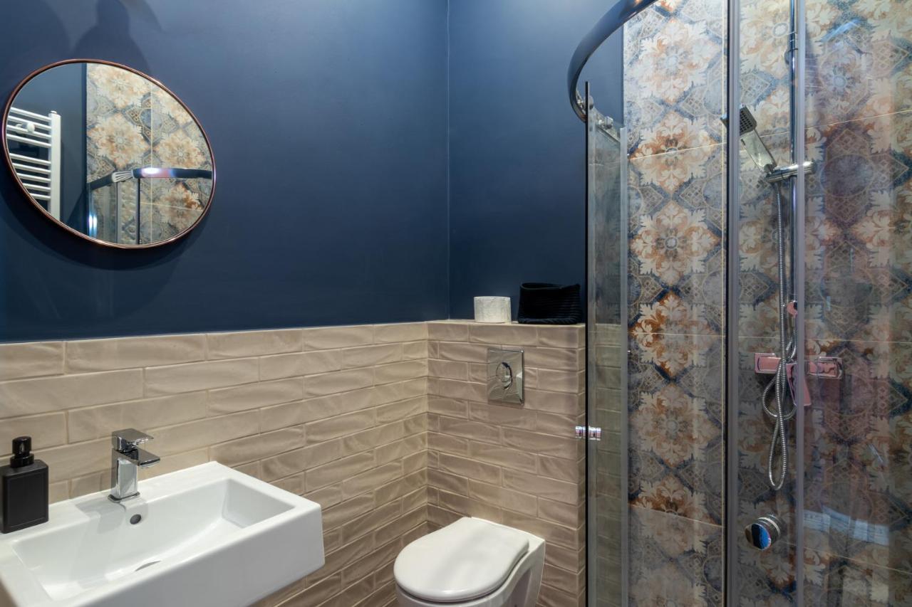 Barbacan Suites - Old Town Apartments - By Upstairs Krakau Buitenkant foto